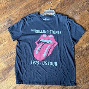 the Rolling Stones Vintage Black Tee with Red Tongue Graphic